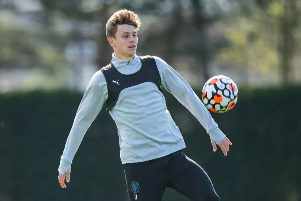 andriy-kravchuk-1024x683