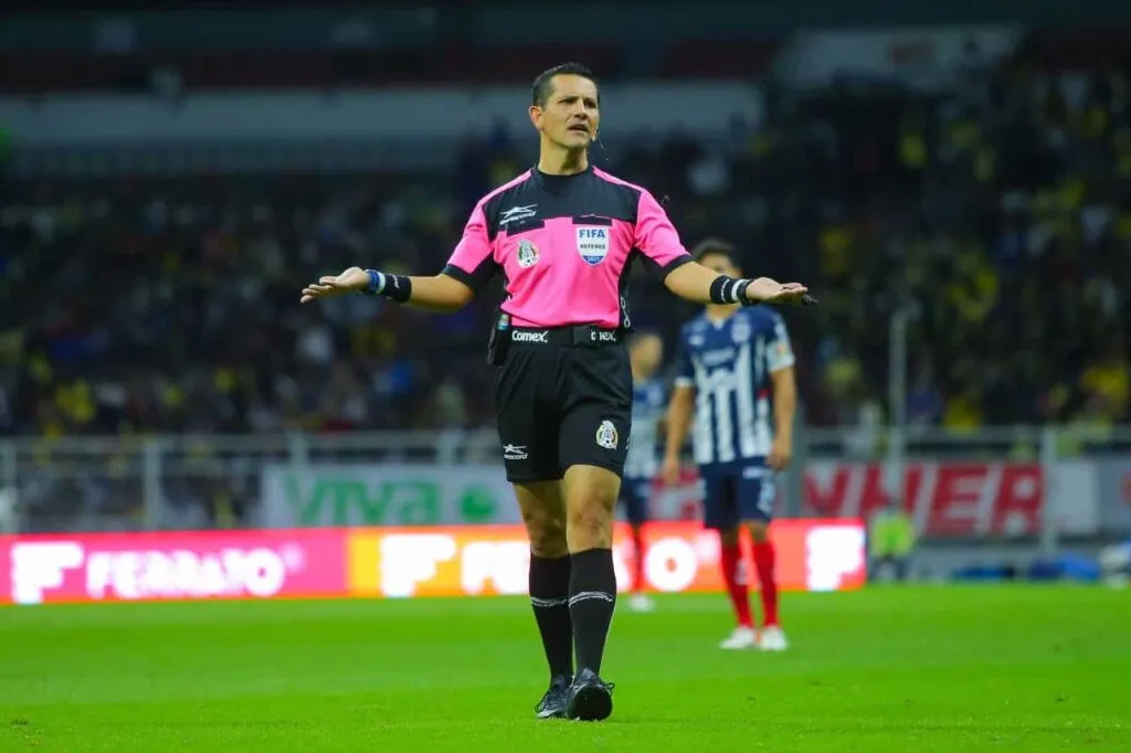 arbitro-2-1024x682