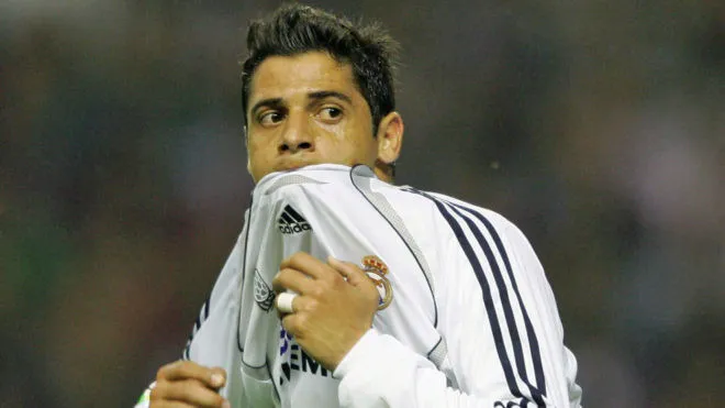 cicinho-1