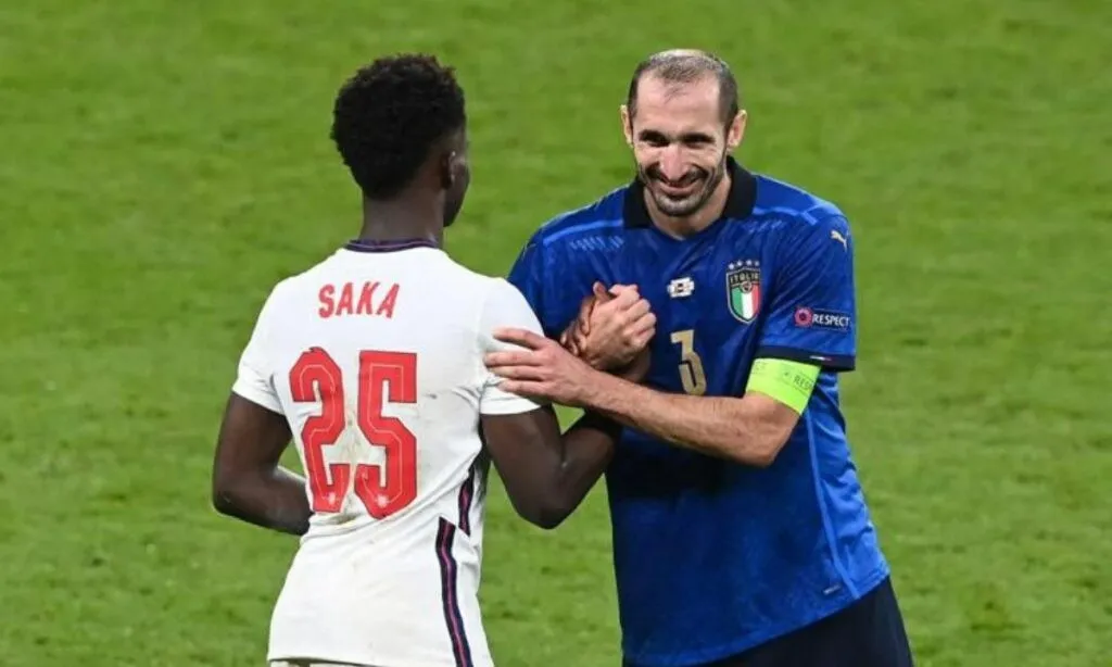 maledizione-di-chiellini-a-saka-1024x614