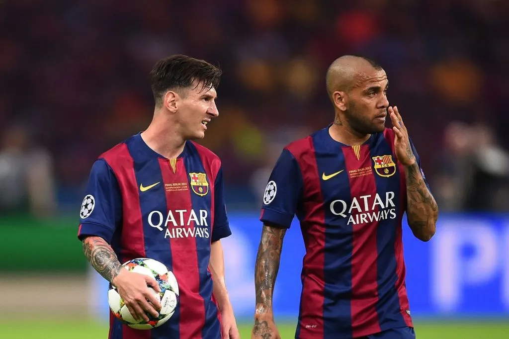 messi-dani-alves-1024x682