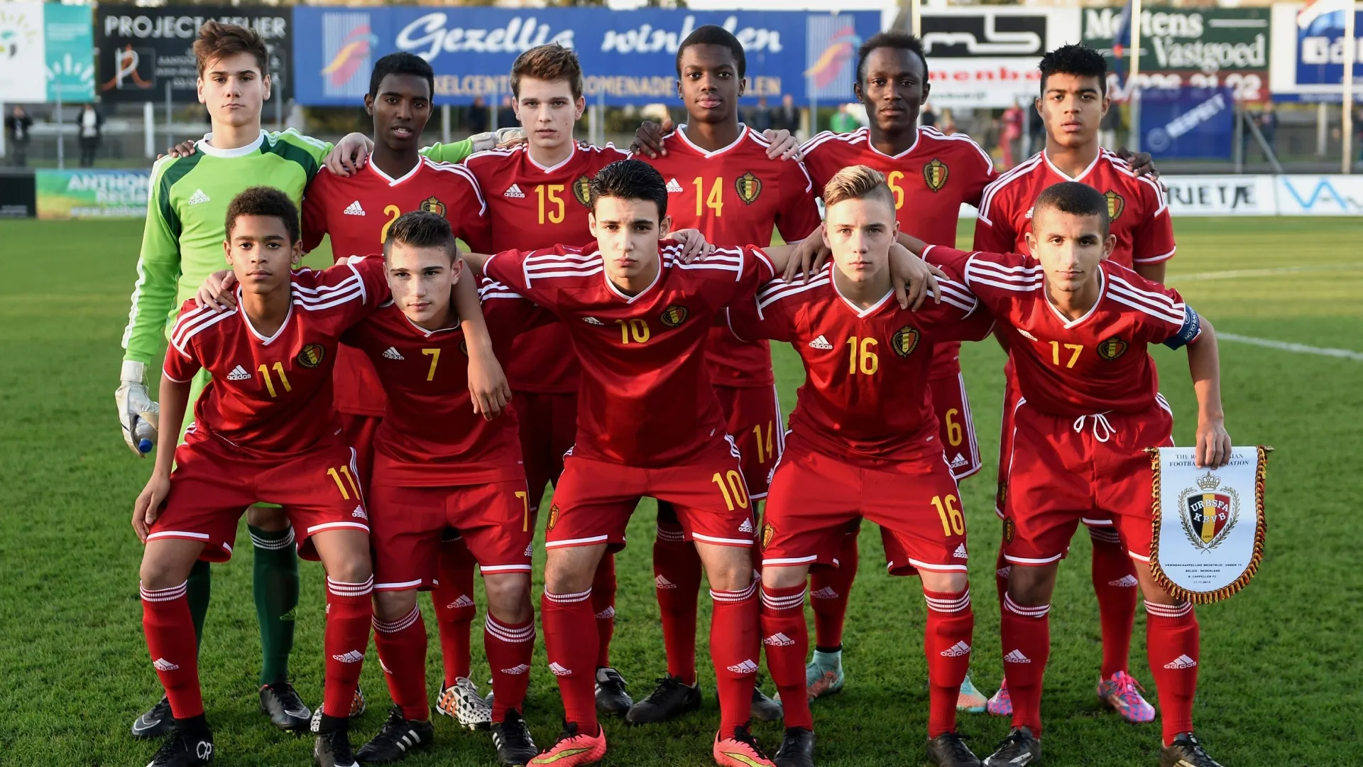 ngonge-e-Evenepoel-con-la-maglia-del-belgio-under-15-nel-2014