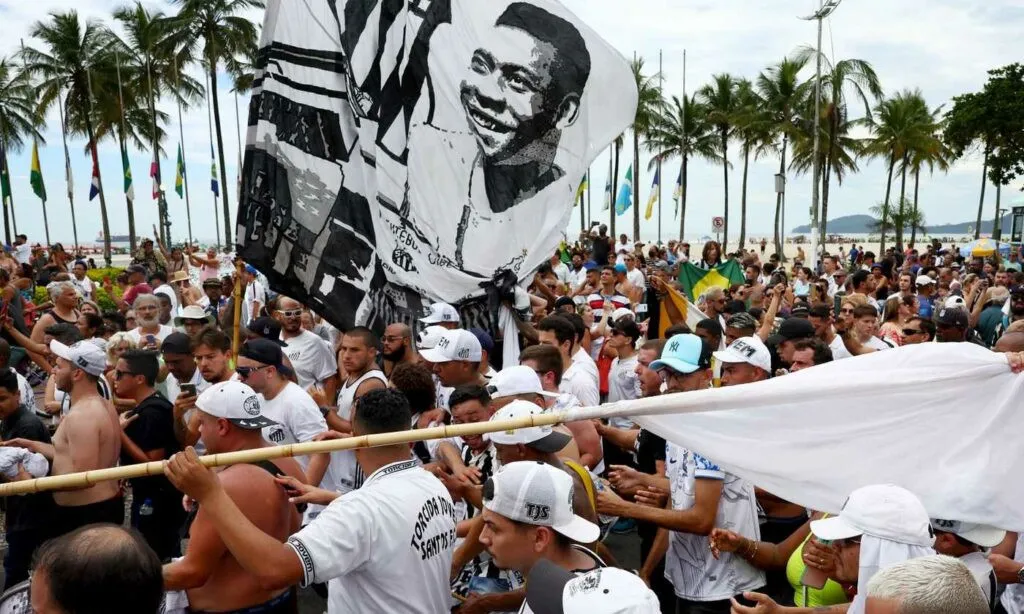 pele-corteo-1024x614