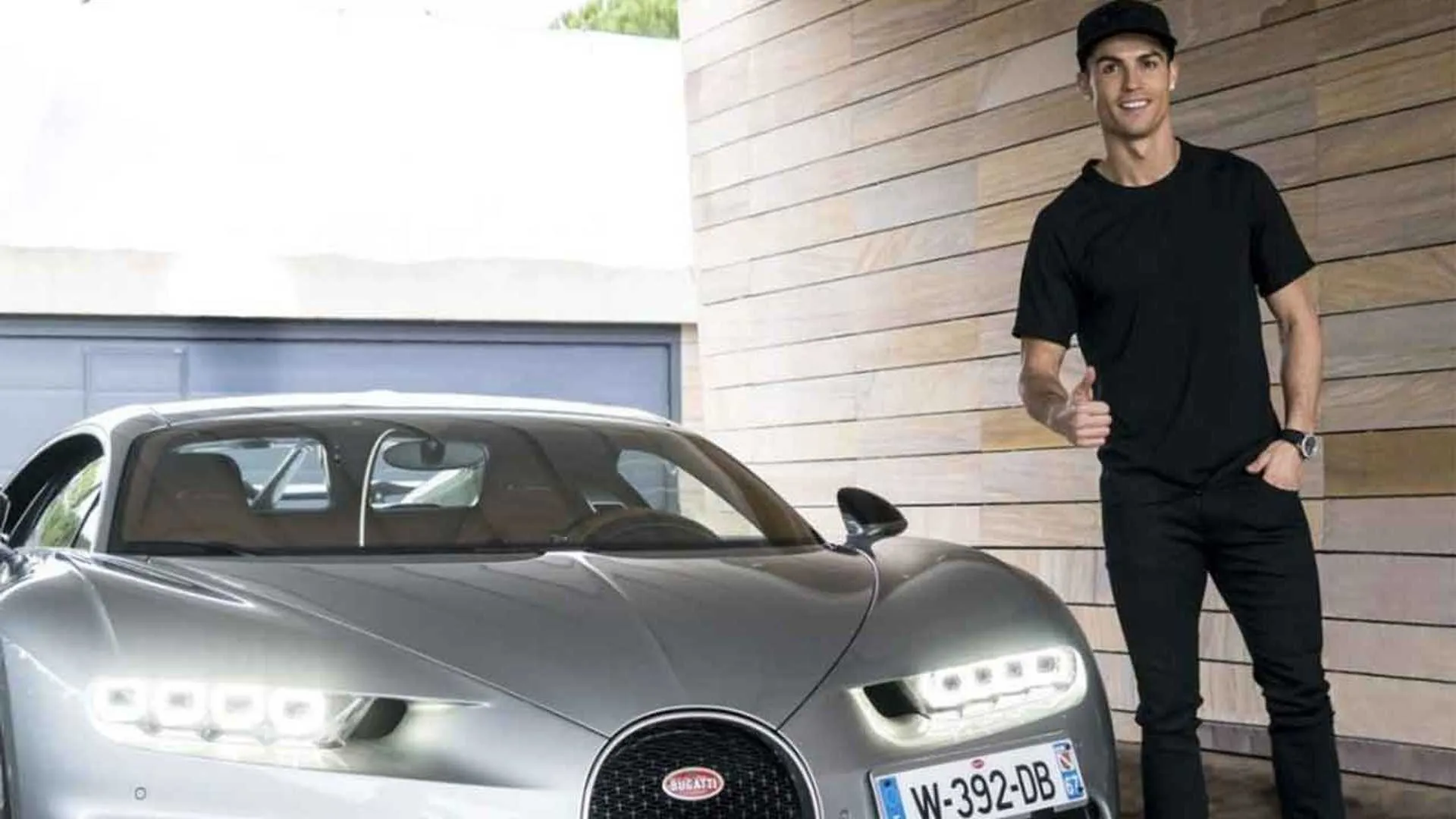 ronaldo-con-la-bugatti