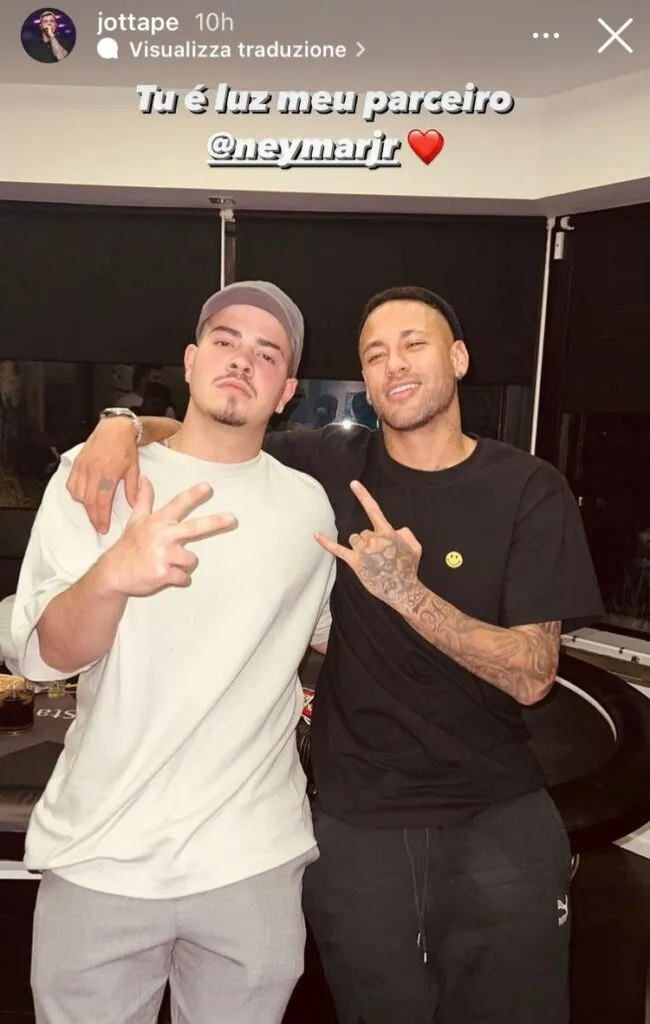 whatsapp-image-2021-11-29-at-16.14.03-650x1024